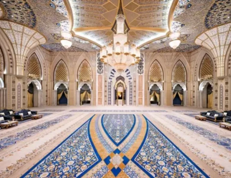 qasr-al-watan-library-مكتبة-قصر-الوطن_bol4oy-1